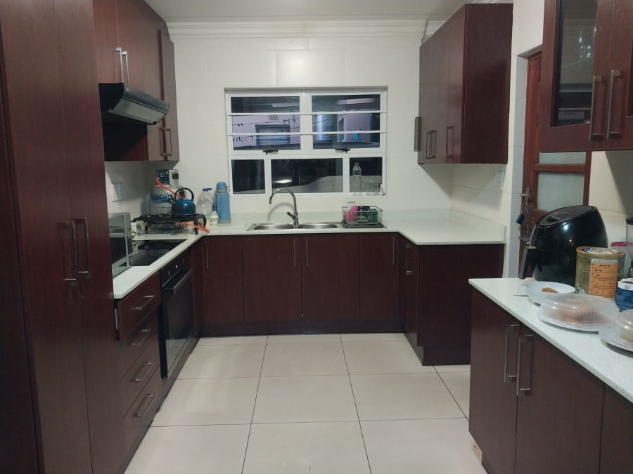 4 Bedroom Property for Sale in Ravensmead Western Cape